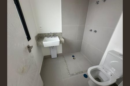 Apartamento à venda com 107m², 2 quartos e 2 vagasBanheiro da Suíte 1