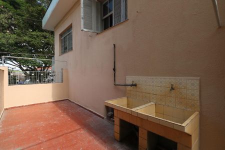 Casa para alugar com 100m², 3 quartos e 1 vagaQuintal