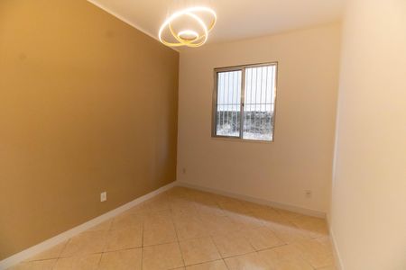Sala de apartamento para alugar com 2 quartos, 60m² em Santa Rosa, Niterói