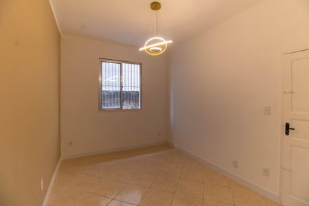 Apartamento para alugar com 60m², 2 quartos e 2 vagasSala