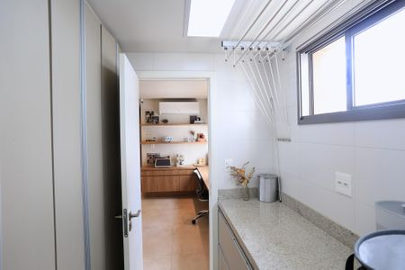 Apartamento à venda com 166m², 2 quartos e 3 vagasÁrea de Serviço
