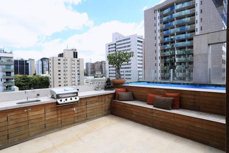 Apartamento à venda com 166m², 2 quartos e 3 vagasCobertura