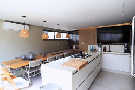 Apartamento à venda com 166m², 2 quartos e 3 vagasSala/Cozinha