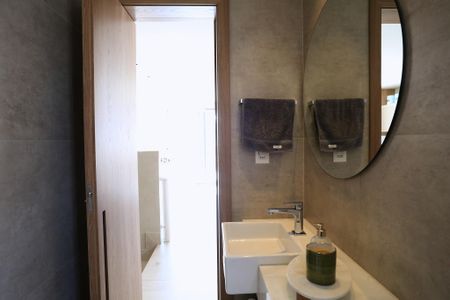 Apartamento à venda com 166m², 2 quartos e 3 vagasBanheiro 1