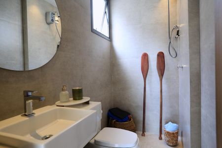 Apartamento à venda com 166m², 2 quartos e 3 vagasBanheiro 1