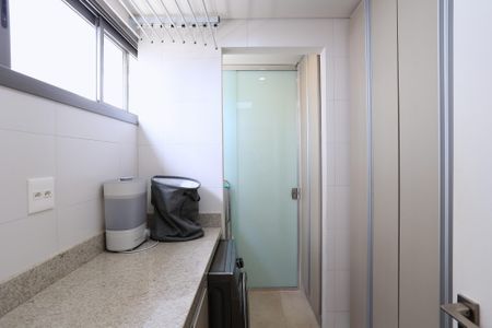 Apartamento à venda com 166m², 2 quartos e 3 vagasÁrea de Serviço