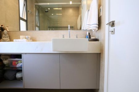 Apartamento à venda com 166m², 2 quartos e 3 vagasBanheiro