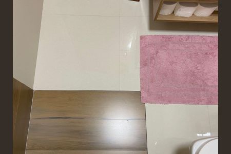 Casa à venda com 280m², 3 quartos e 3 vagasBanheiro 