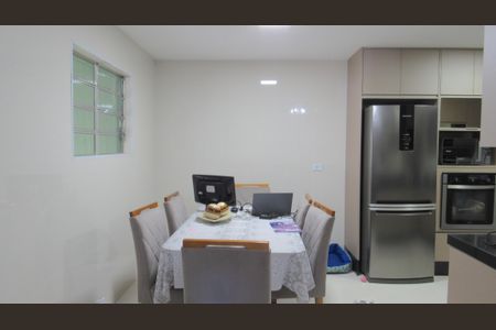 Casa à venda com 280m², 3 quartos e 3 vagasSala