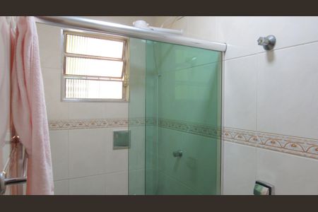 Casa à venda com 280m², 3 quartos e 3 vagasBanheiro da Suíte 1