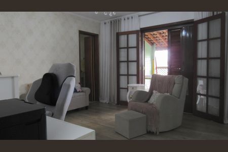 Casa à venda com 280m², 3 quartos e 3 vagasSuíte 1