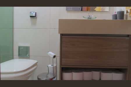 Casa à venda com 280m², 3 quartos e 3 vagasBanheiro 