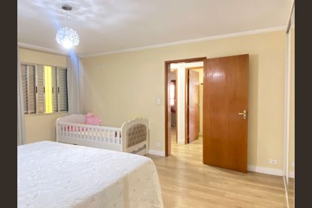 Casa à venda com 280m², 3 quartos e 3 vagasSuíte 2