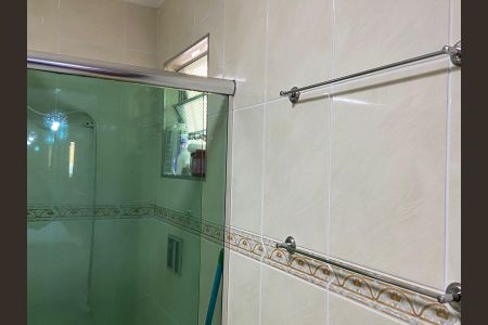 Casa à venda com 280m², 3 quartos e 3 vagasBanheiro da Suíte 2