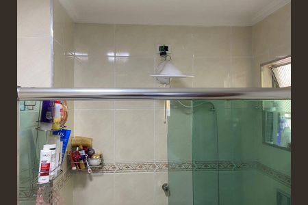 Casa à venda com 280m², 3 quartos e 3 vagasBanheiro da Suíte 2