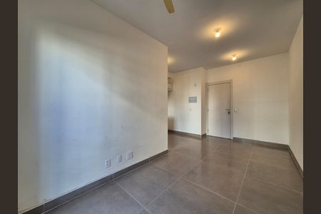Sala  de apartamento para alugar com 2 quartos, 52m² em Recreio dos Bandeirantes, Rio de Janeiro