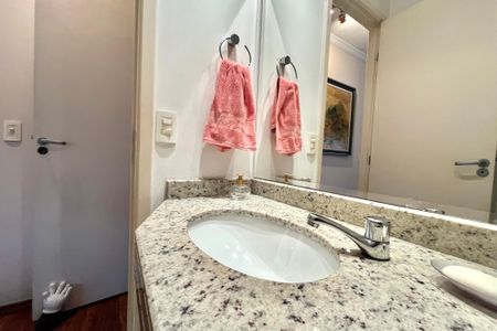 Apartamento para alugar com 173m², 3 quartos e 3 vagas Apartamento para alugar com 173m², 3 quartos e 3 vagasLavabo