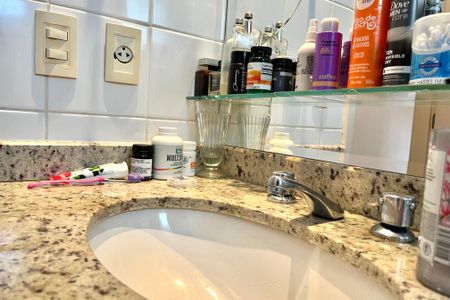 Apartamento para alugar com 173m², 3 quartos e 3 vagas Apartamento para alugar com 173m², 3 quartos e 3 vagasBanheiro da Suíte 3