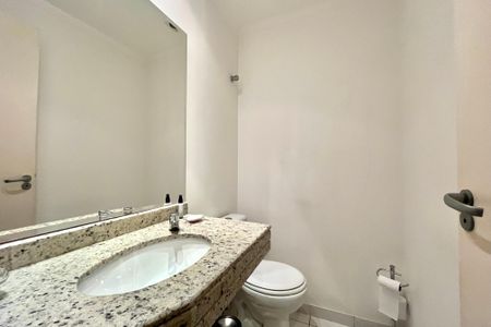 Apartamento para alugar com 173m², 3 quartos e 3 vagas Apartamento para alugar com 173m², 3 quartos e 3 vagasLavabo