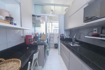 Apartamento à venda com 68m², 2 quartos e 1 vagaCozinha