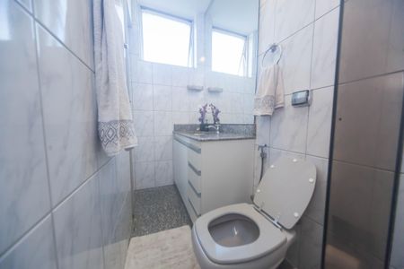 Apartamento à venda com 68m², 2 quartos e 1 vagabanheiro suite 1