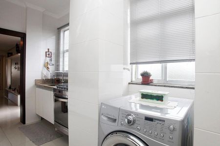 Apartamento para alugar com 70m², 3 quartos e 1 vagaÁrea de Serviço
