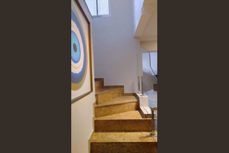 Sala de casa à venda com 4 quartos, 110m² em Vila Augusta, Guarulhos