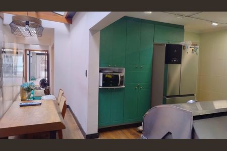 Cozinha de casa à venda com 4 quartos, 110m² em Vila Augusta, Guarulhos