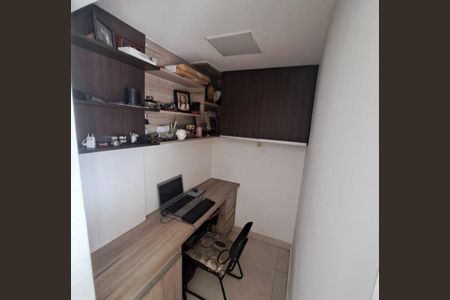 Cozinha de apartamento à venda com 3 quartos, 70m² em Vila Regente Feijó, São Paulo