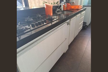 Cozinha de apartamento à venda com 3 quartos, 70m² em Vila Regente Feijó, São Paulo