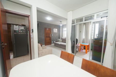 Apartamento à venda com 119m², 3 quartos e 2 vagasquarto1 