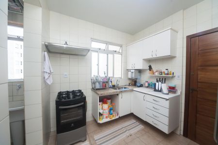 Apartamento à venda com 119m², 3 quartos e 2 vagasCozinha
