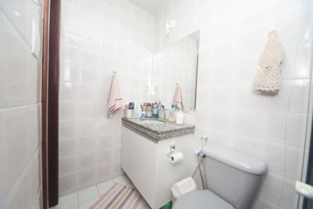 Apartamento à venda com 119m², 3 quartos e 2 vagasBanheiro suite 