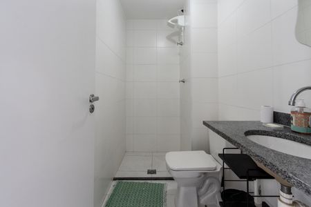 Apartamento para alugar com 34m², 2 quartos e sem vagaBanheiro
