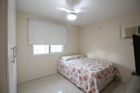 Apartamento à venda com 240m², 4 quartos e 2 vagasQuarto 2