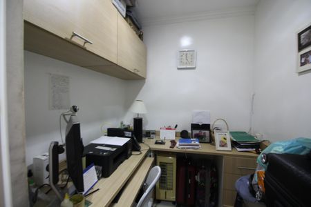 Apartamento à venda com 240m², 4 quartos e 2 vagasQuarto 4 - Escritório