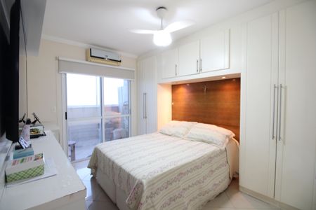Apartamento à venda com 240m², 4 quartos e 2 vagasQuarto 4