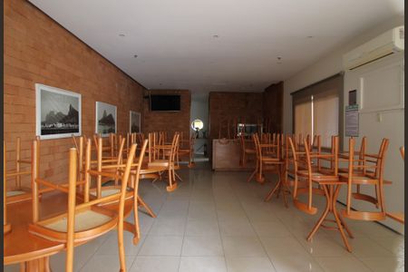 Apartamento à venda com 240m², 4 quartos e 2 vagasÁrea Comum 