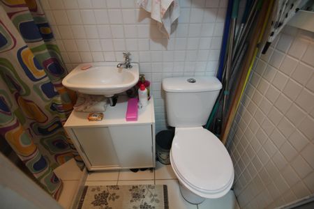 Apartamento à venda com 240m², 4 quartos e 2 vagasBanheiro de Serviço
