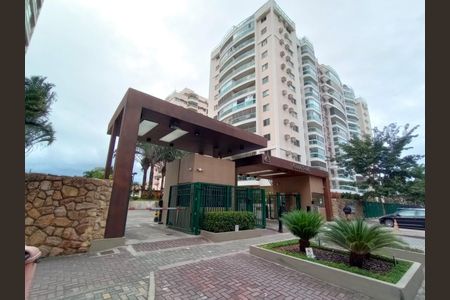 Apartamento à venda com 240m², 4 quartos e 2 vagasFachada