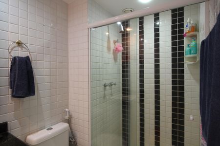 Apartamento à venda com 240m², 4 quartos e 2 vagasBanheiro Social