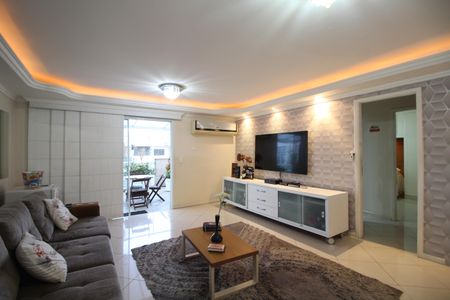 Apartamento à venda com 240m², 4 quartos e 2 vagasSala 2