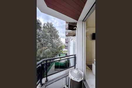 Apartamento à venda com 52m², 1 quarto e 2 vagasVaranda da Suíte