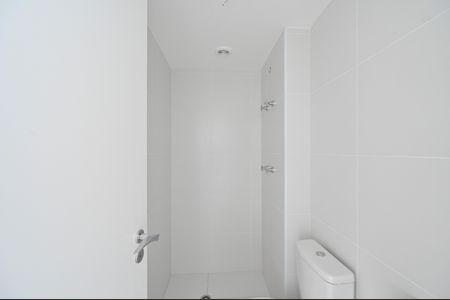 Apartamento à venda com 169m², 3 quartos e 4 vagasBanheiro de Serviço