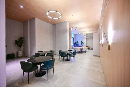 Apartamento à venda com 169m², 3 quartos e 4 vagas Apartamento à venda com 169m², 3 quartos e 4 vagasSalão de Festas