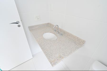 Apartamento à venda com 169m², 3 quartos e 4 vagasBanheiro da Suíte 2