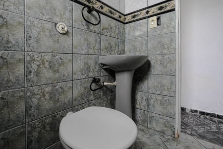 Casa para alugar com 35m², 1 quarto e sem vagaBanheiro