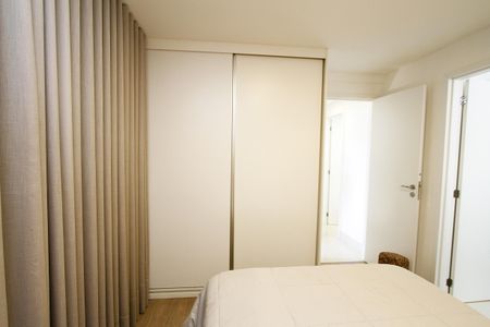 Apartamento à venda com 120m², 2 quartos e 3 vagasQuarto 2 - Suíte