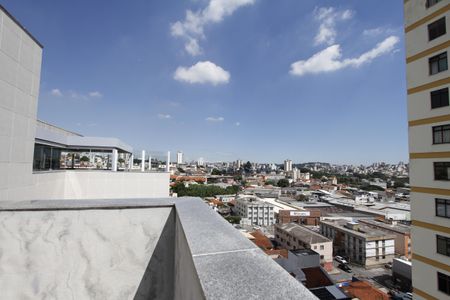Apartamento à venda com 120m², 2 quartos e 3 vagasVista