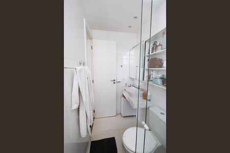 Apartamento à venda com 120m², 2 quartos e 3 vagasBanheiro da Suíte